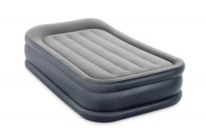 Intex Intex Deluxe gy, matrac beptett pumpval 1919942cm 230V